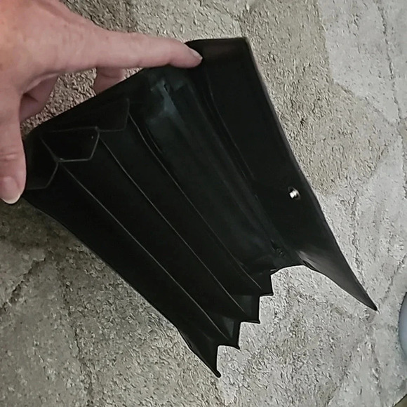Genuine Black Exotic Stingray Unisex Leather Wallet - Picture 4 of 4